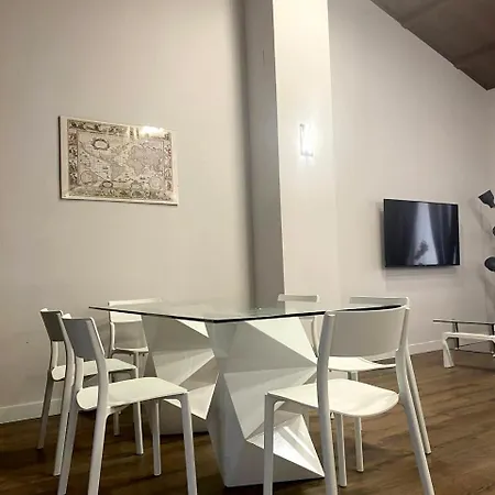 Casa De La Luna * Alicante