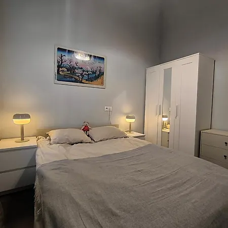 Casa De La Luna * Alicante